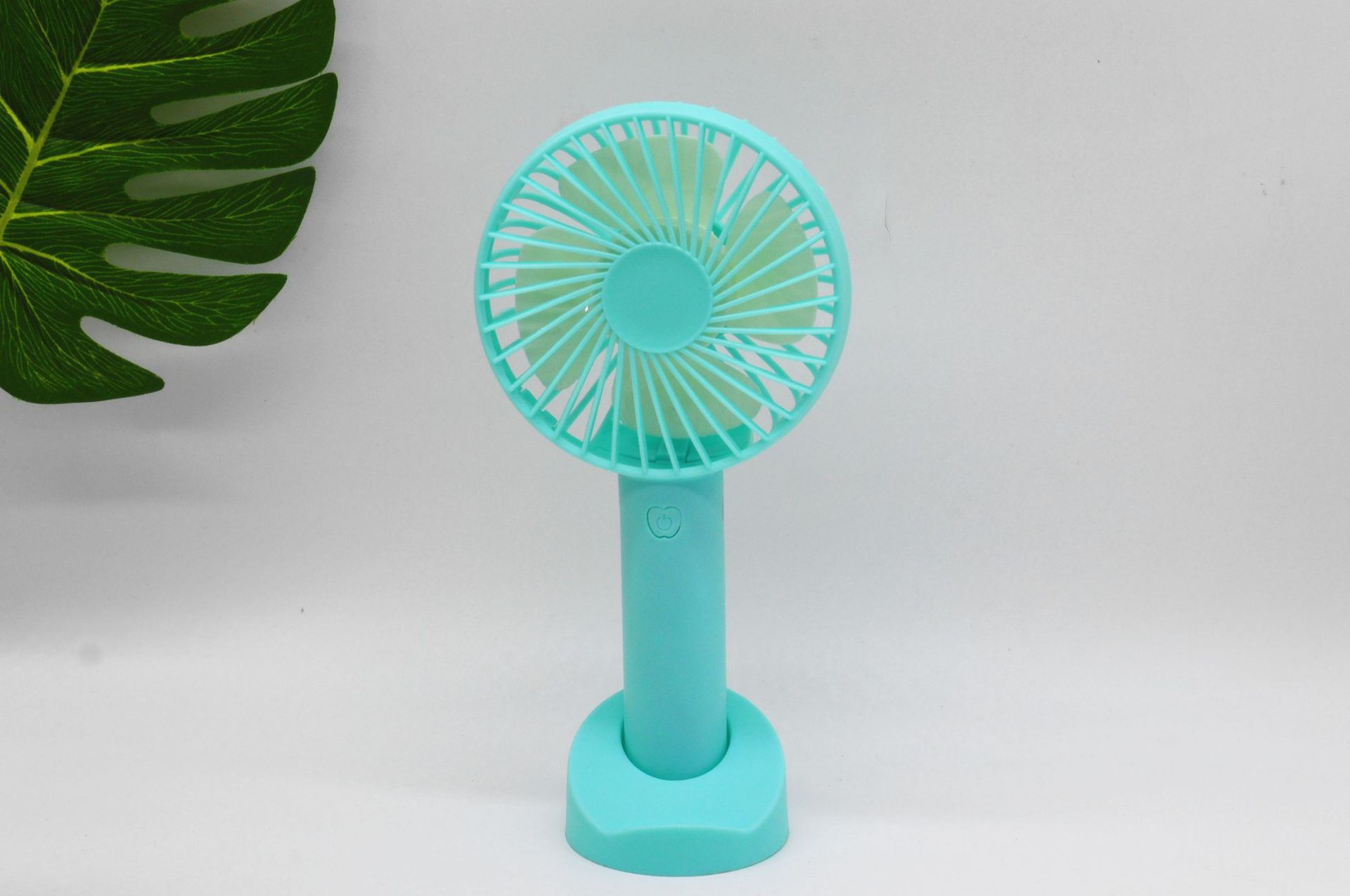 Cross-Border Gift Wholesale Little Fan Portable Usb Mini Charging Dormitory Office Outdoor Handheld Fan