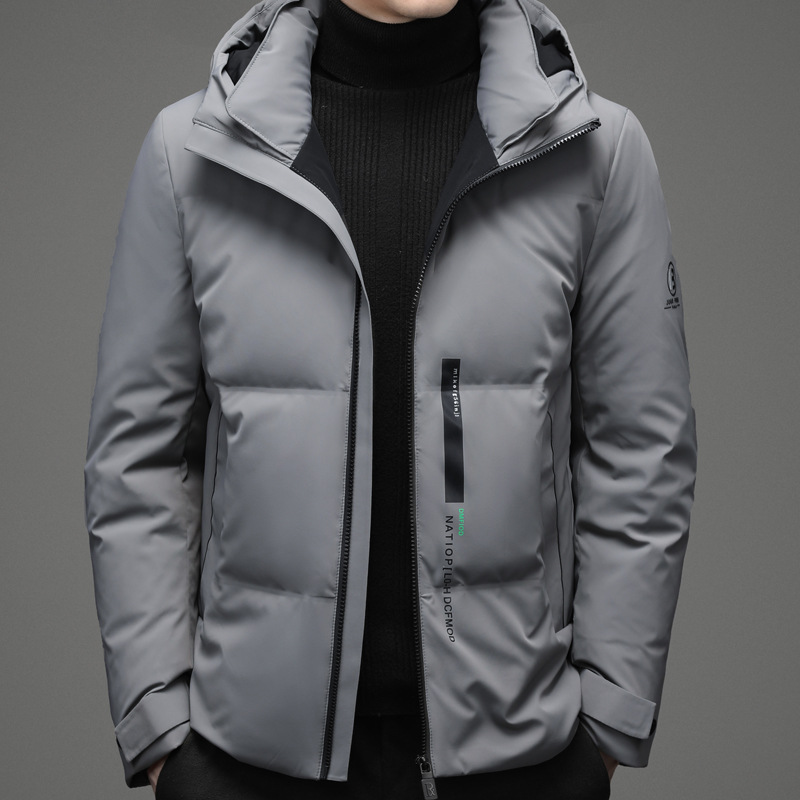 2021新品男装羽绒服中年男时尚简约休闲冬季加厚保暖连帽纯色外套