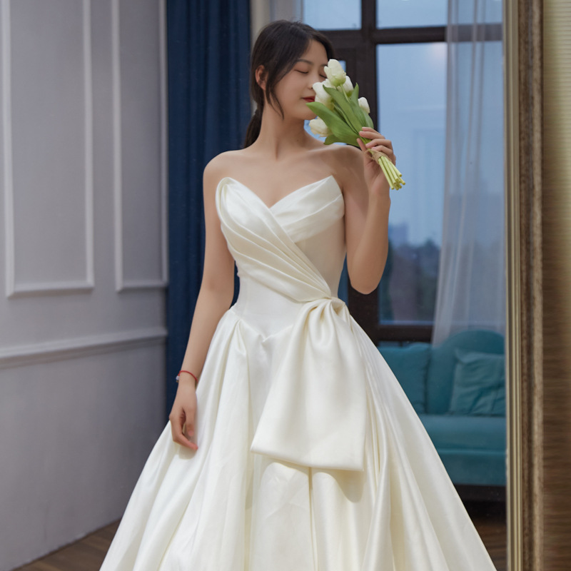 进口缎面婚纱礼服2021抹胸简约法式宫廷显瘦蝴蝶结新娘主婚纱拖尾