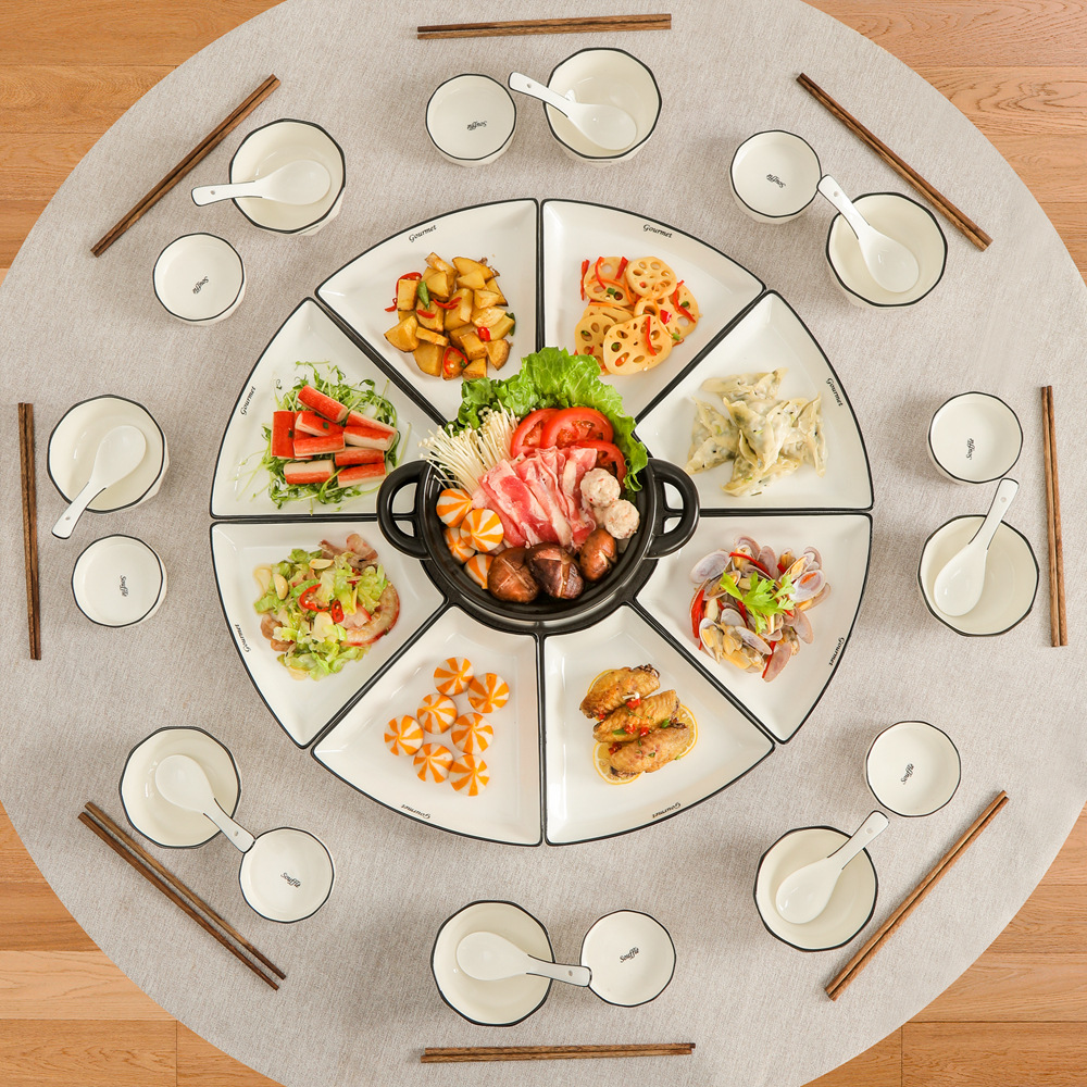 团圆拼盘餐具组合陶瓷盘子菜盘家用创意家庭聚餐圆桌火锅碗碟套装