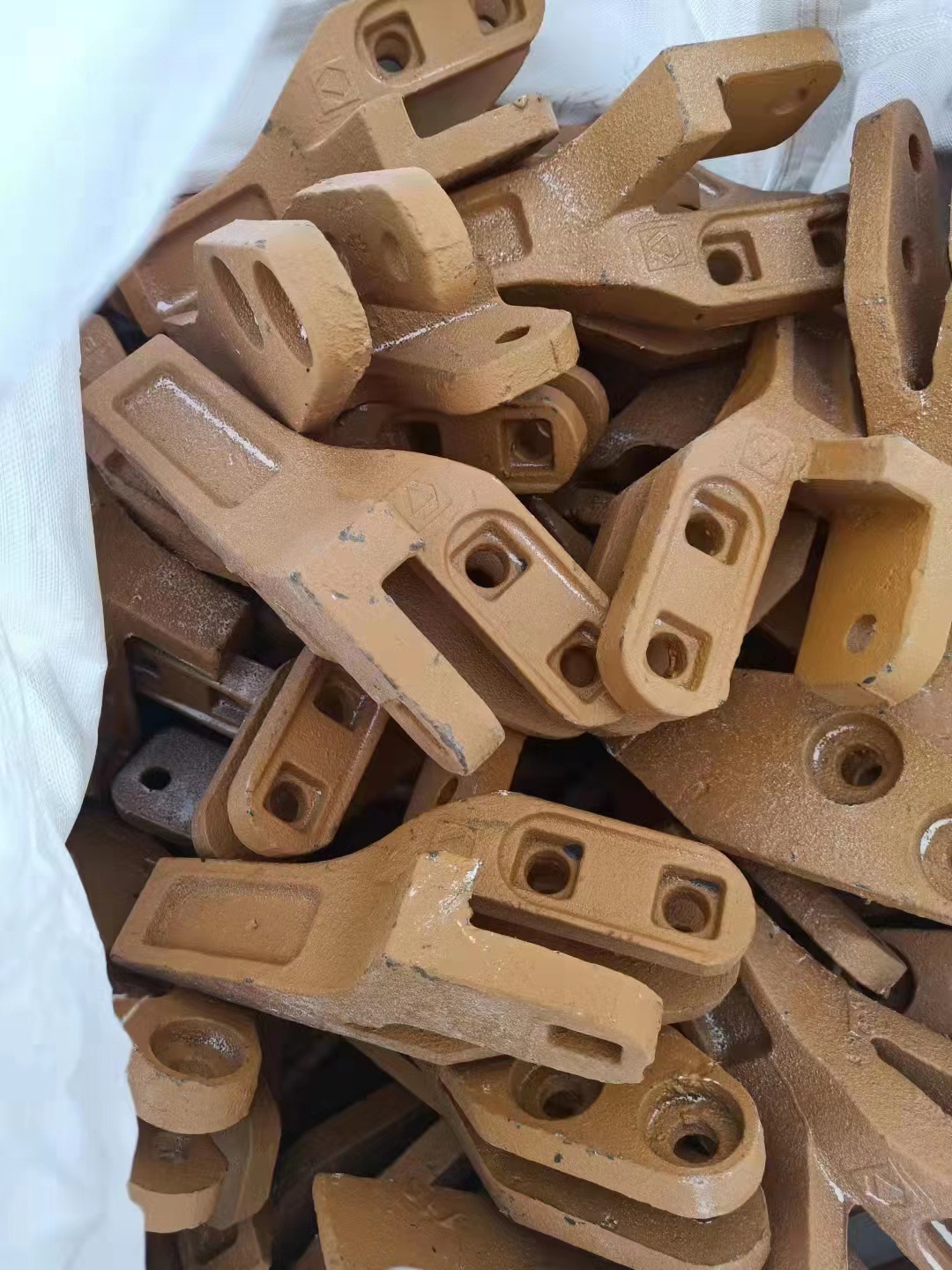 柳工50铲齿 装载机斗齿 挖机斗齿 龙工 厦工 临工装载机铲车斗齿