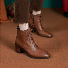 马丁靴2023秋季新款女靴复古粗跟中跟时装靴头层牛皮系带短靴
