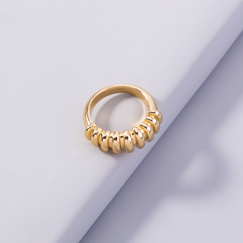 欧美跨境金色简约时尚牛角戒指个性简约食指戒指配饰女