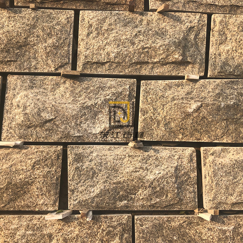 蘑菇石外墙砖别墅幕墙用虎皮黄蘑菇石石英石文化石别墅外墙蘑菇石