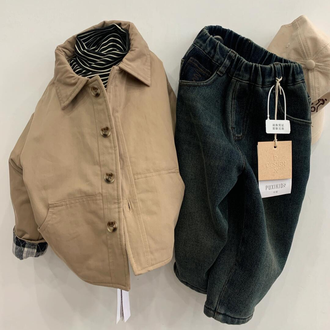 草莓家族 黑面包秋冬季新款男童套装 童装实体厂家直播货源批发