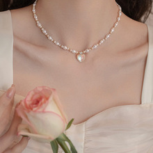 珍珠颈链轻奢小众设计感精致简约百搭法式高级爱心方块形项链配饰