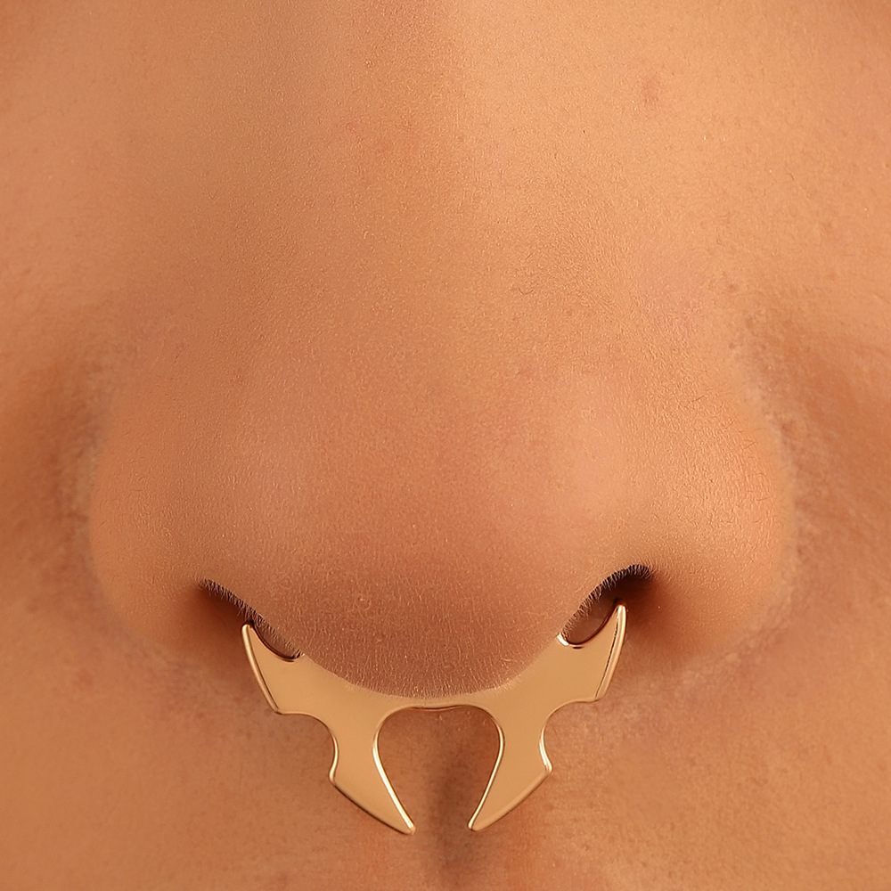 Cross-Border Perforation-Free U-Shaped Horn Nasal Splint Fake Nose Studs European and American Ins Fashion Geometry Pattern Bat Nose Ring Piercing Jewelry