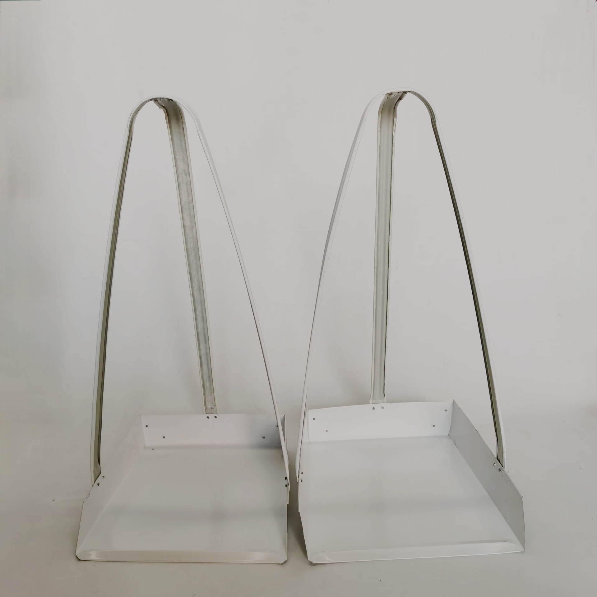 批发学校办公高把铁簸箕垃圾铲物业用铁畚斗铁戳子保洁铁扒斗家务