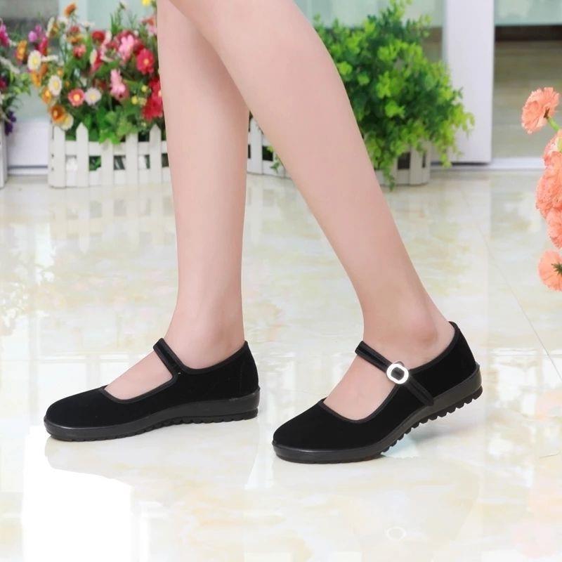 老北京布鞋女士黑平绒鞋酒店工装鞋搭扣带黑色春秋单鞋舞蹈布鞋子