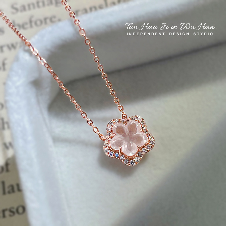 Cherry Blossom Necklace for Women Light Luxury Minority Design 925 Sterling Silver Clavicle Chain Ins Cold Style Simple Pink Crystal Peach Blossom