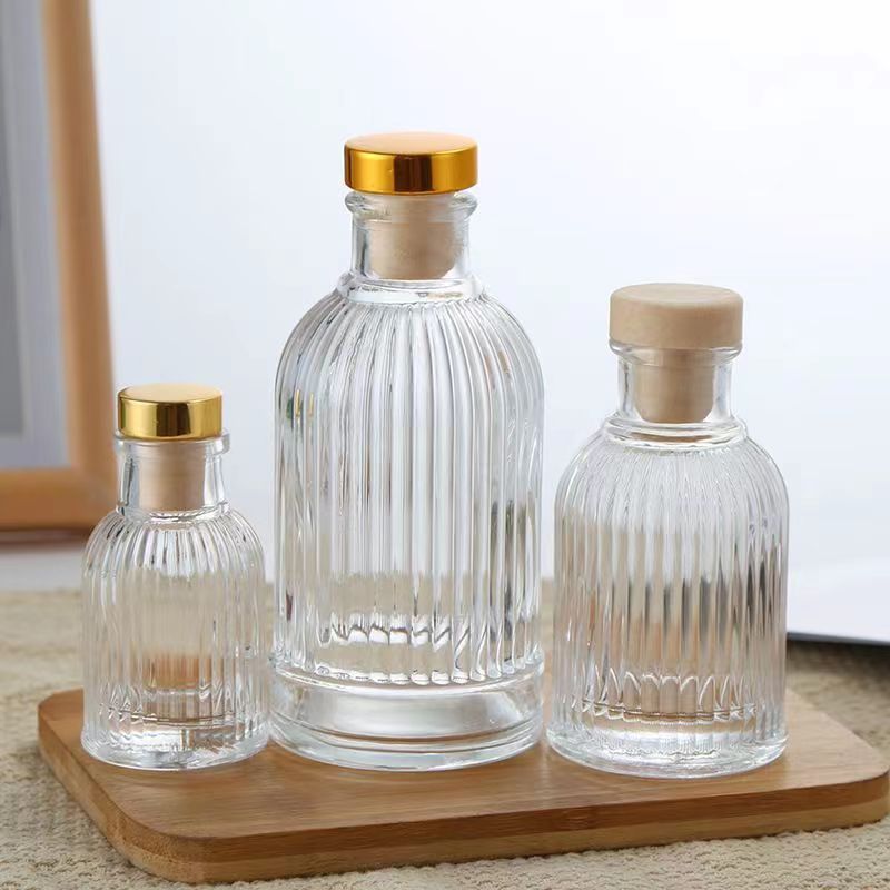 vertical pattern aromatherapy bottles 100ml fire-free rattan rome toilet expanded incense bottles with lid hotel subpackaging bottles