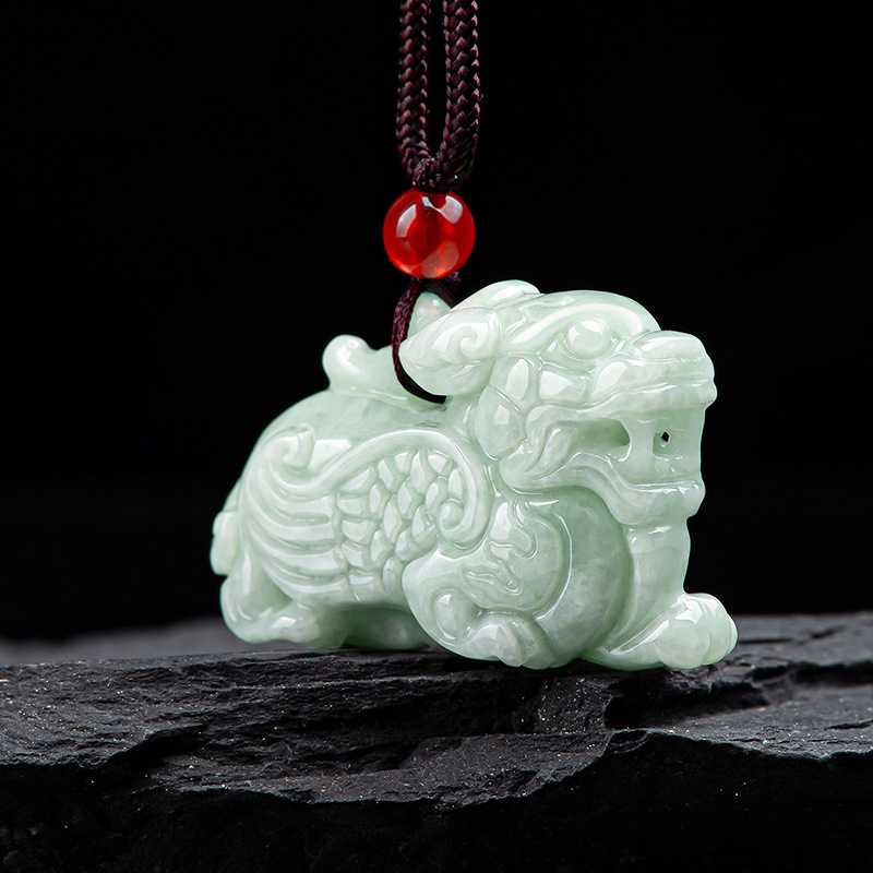 翡翠a货玉麒麟吊坠男玉项链立体麒麟玉坠情侣款召财天然玉石玉佩