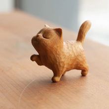 木雕摆件黄杨猫童趣可爱简约傲娇小猫手把件文玩随身盘玩动物跨境