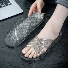 夏季透明新款水晶拖鞋防滑室内平底塑料一字防臭浴室居家洗澡果冻