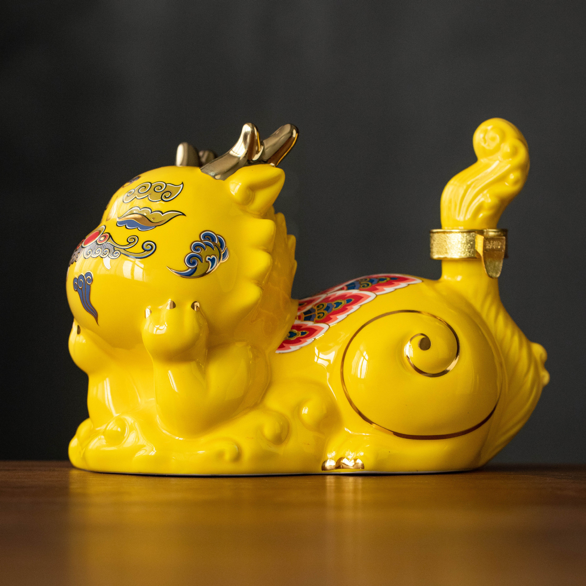 尚艺坊龙年生肖龙形酒瓶1斤500ml陶瓷高档礼品摆件空白酒瓶-阿里巴巴
