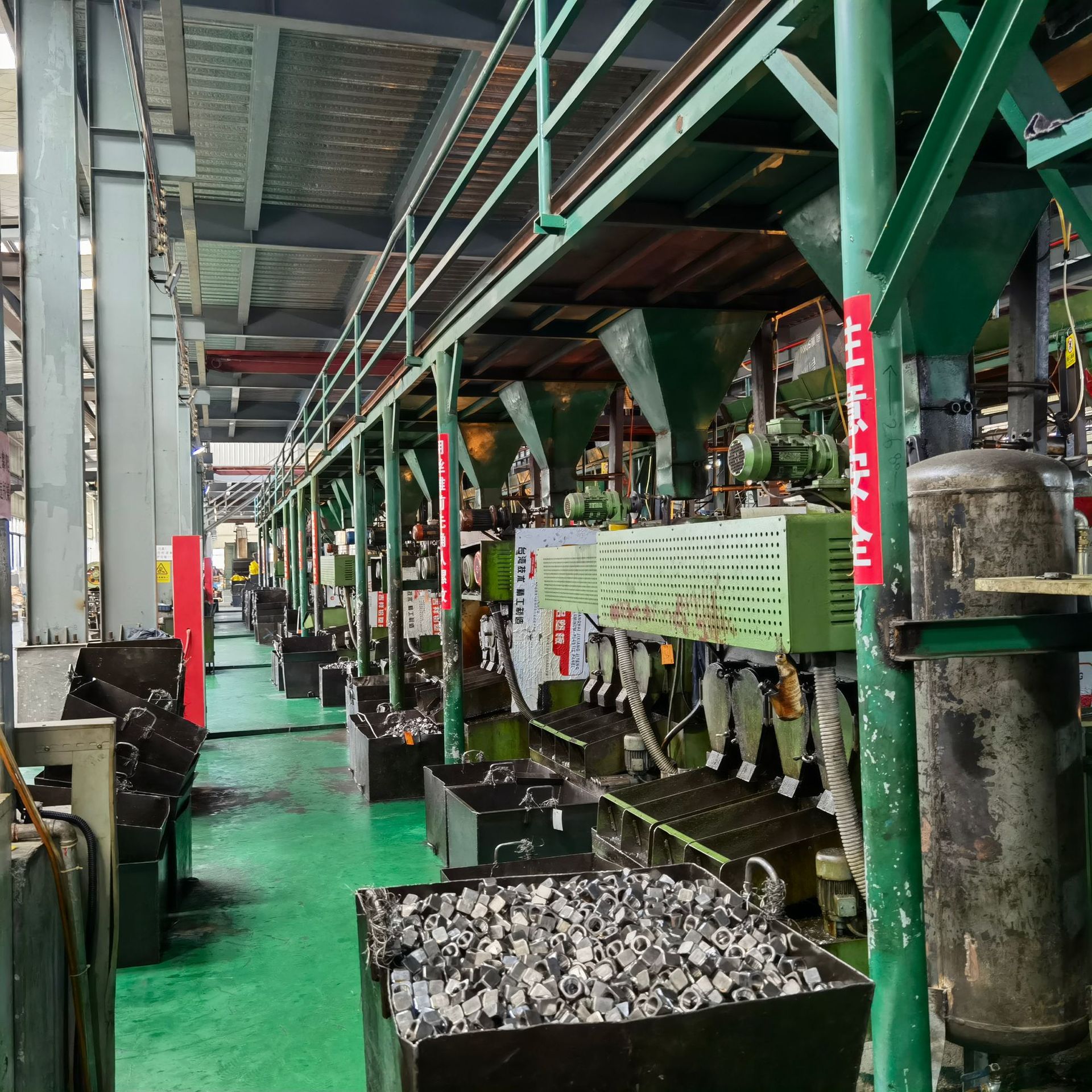 厂家直销卡特大宇三一外六角粗牙支重轮螺栓挖掘机承重轮螺丝