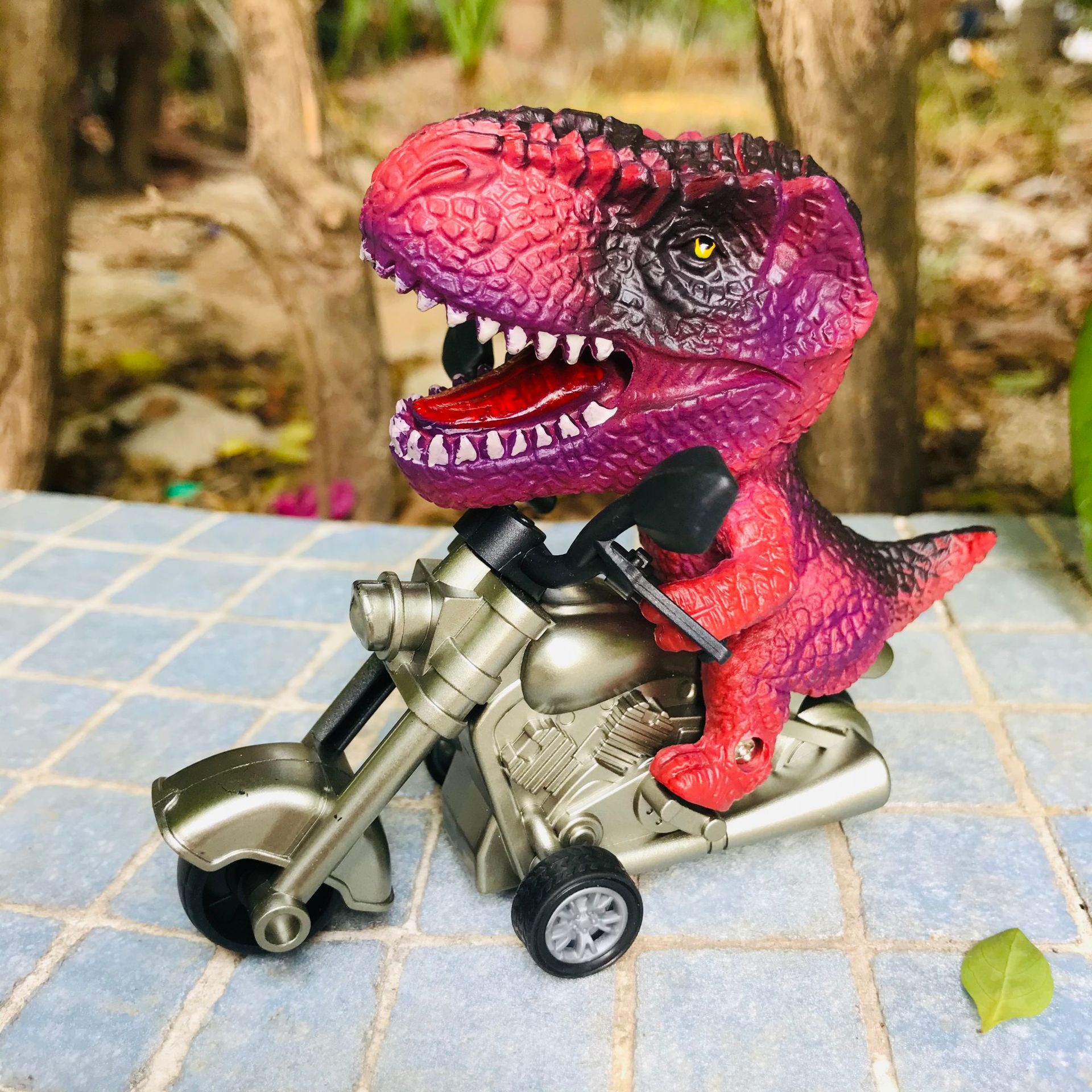 包邮跨境恐龙模型惯性摩托车玩具抖音网红同款男孩玩具车汽车批发