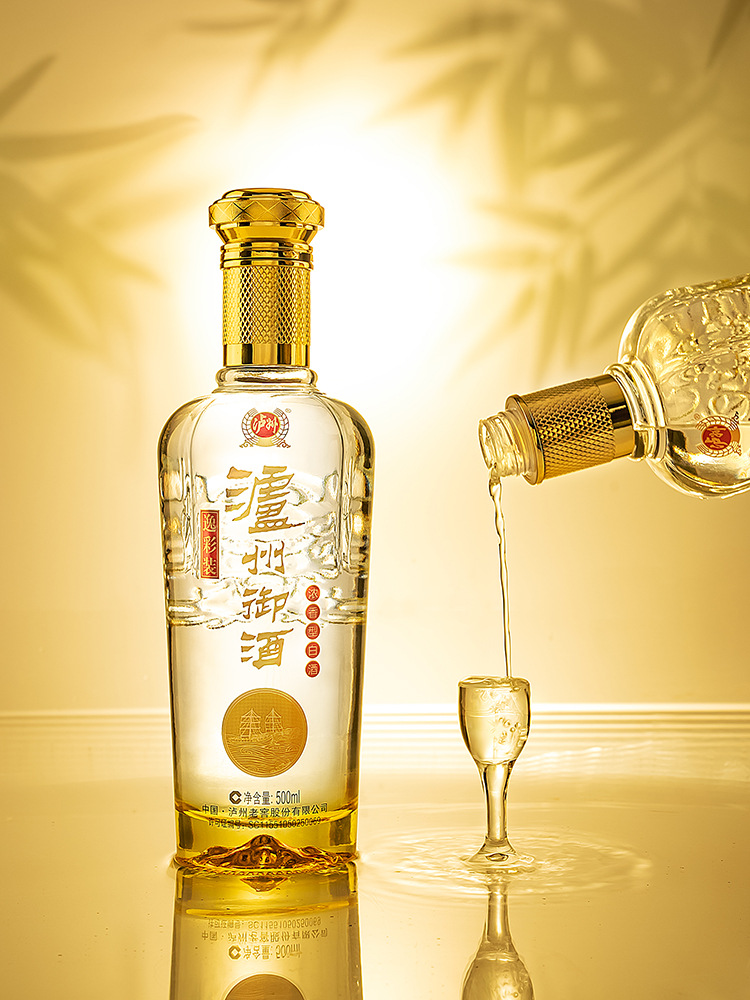 【酒厂直营】 泸州御酒逸彩装52度500ml*6瓶 浓香型白酒-阿里巴巴