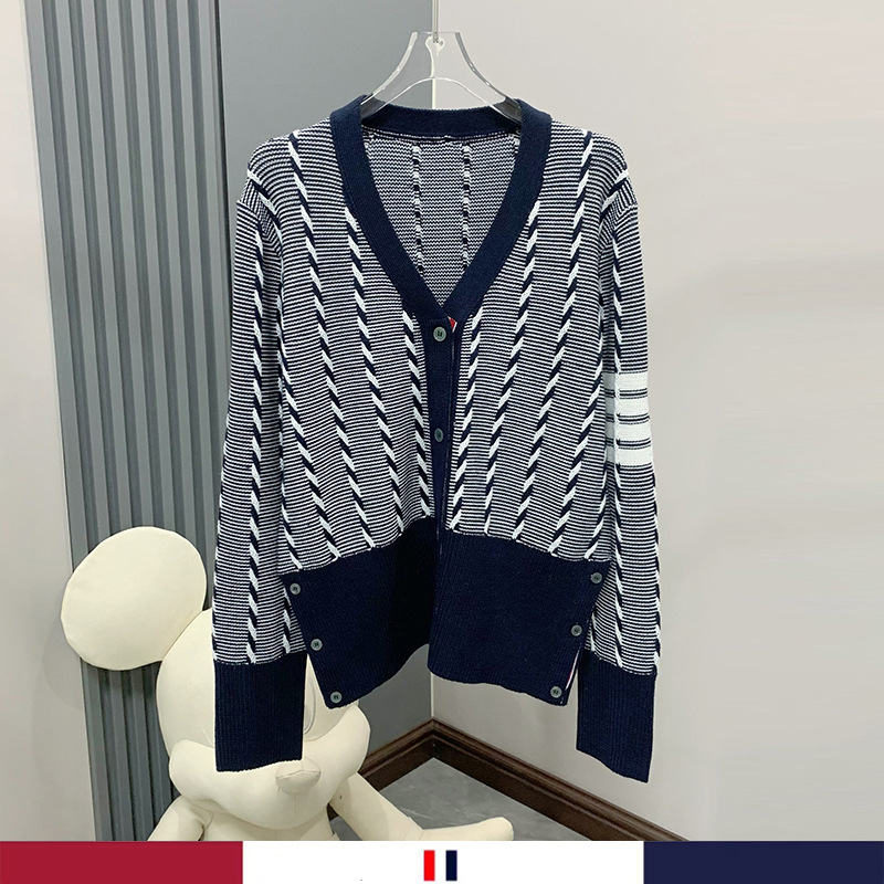 潮牌tb四道杠撞色粗绞花v领羊毛针织开衫宽松24新款早秋外套百搭