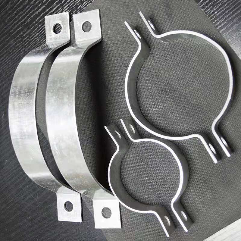 红绿灯扁铁抱箍 镀锌140 160直径电线杆抱箍双半圆对夹管卡现货全