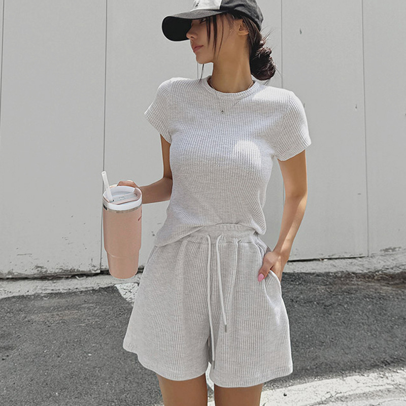 韩国代购女装货源 夏季新款华夫格短袖T恤+短裤宽松运动休闲套装