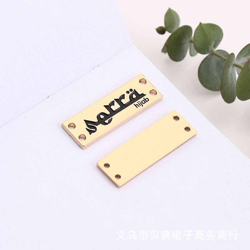 Die-Casting Zinc Alloy Stitching Pin Small Sign Hardware Trademark Logo Clothing Coat and Cap Nameplate Electroplating Laser Craft