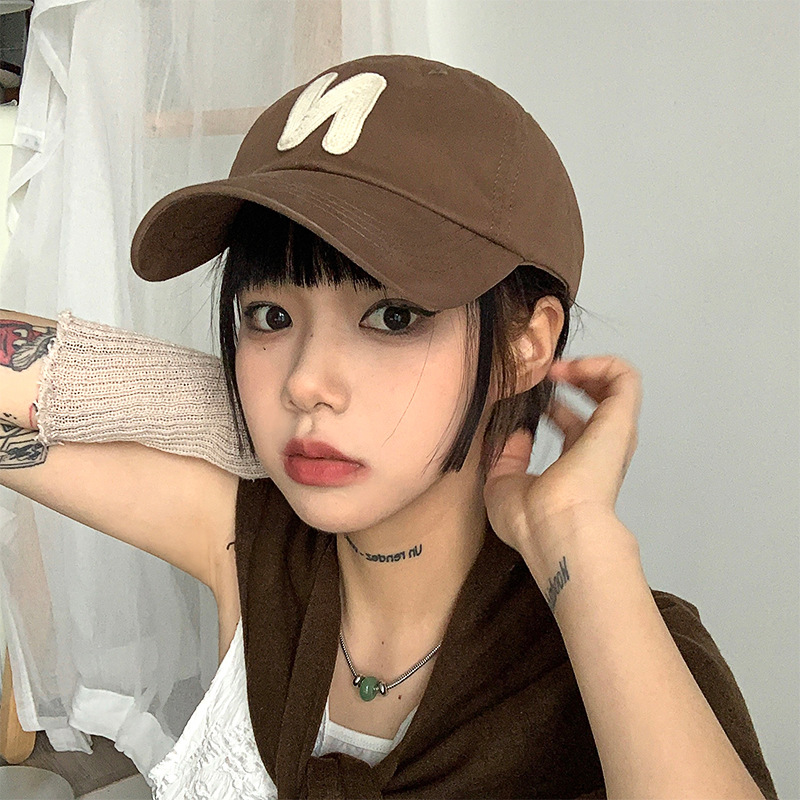 遮阳字母n鸭舌帽女ins韩版显脸小短发鸭舌帽圆脸软顶棕色帽子男潮