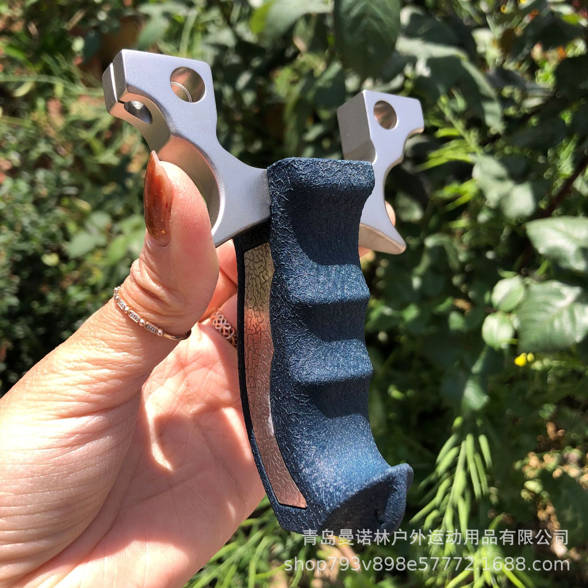 弹弓304弯道顶卡单卡两用户外扁皮弹弓圆皮筋吕把弯道反曲