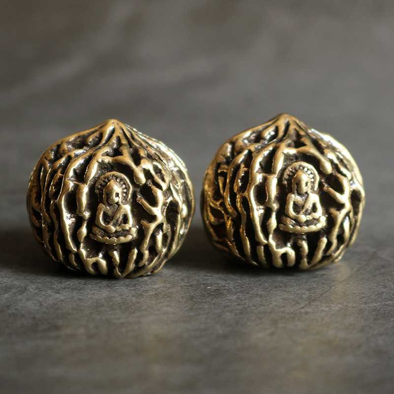 黄铜实心菩萨核桃健身球老年人保健手把玩件个性核桃金属手球练手