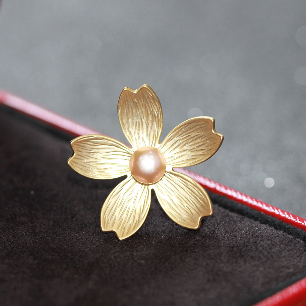 素雅镀金简约金色五瓣花小别针时尚气质天然珍珠茉莉花女款胸针