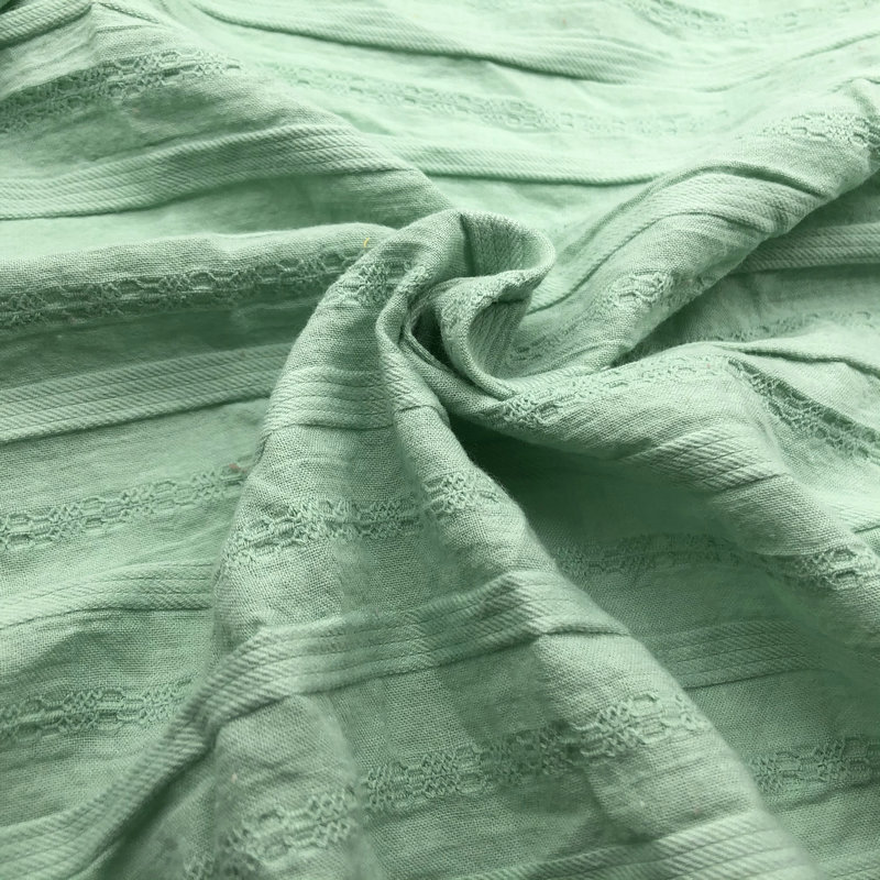 批发纱罗四条纹提花布料梭织时尚女装面料春夏童装衬衫连衣裙布料