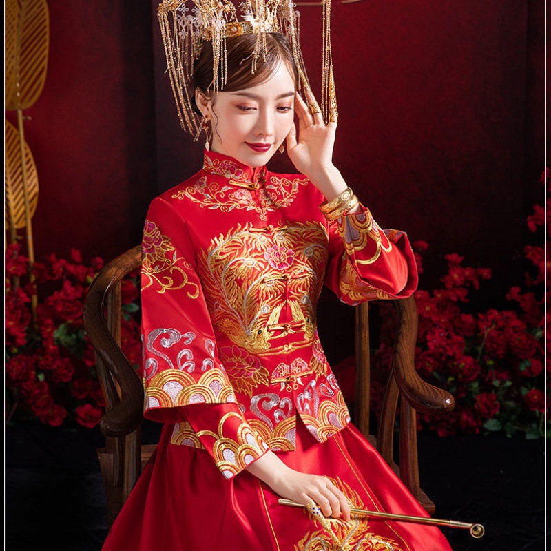 秀禾服新娘2020新款结婚秀禾显瘦嫁衣出阁服敬酒礼服中式喜服婚纱