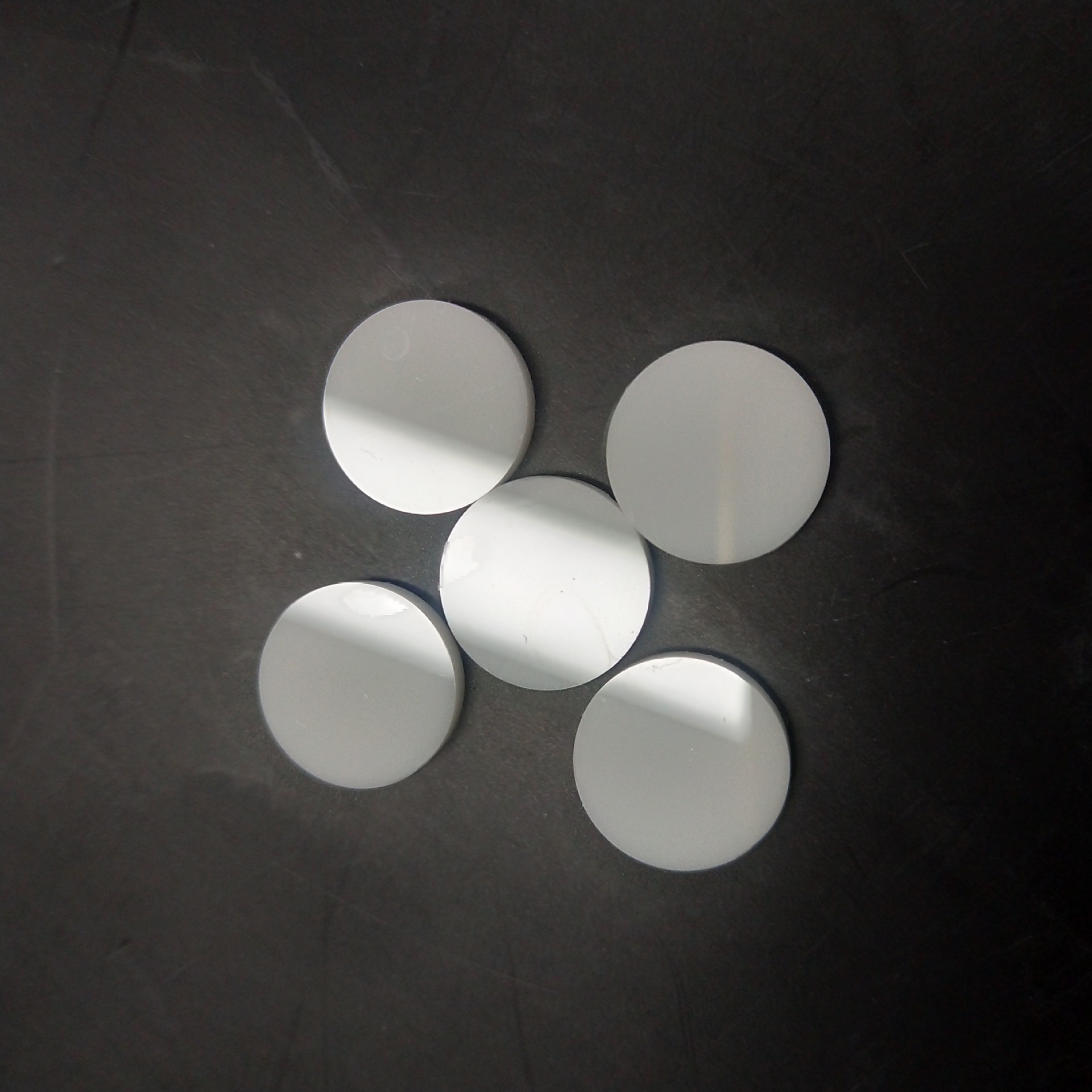 白色绝缘氧化锆陶瓷圆片镜面抛光陶瓷晶片