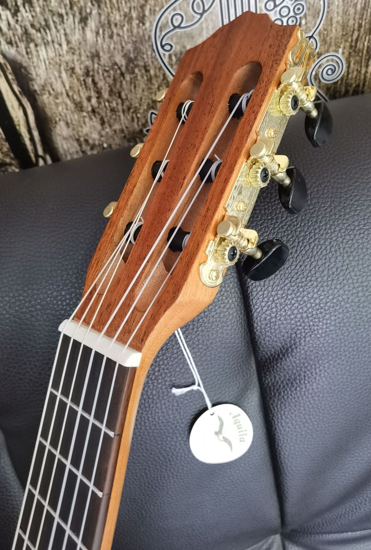 厂价批发28寸吉他丽丽哑光圆角全桃花芯吉他丽丽六弦小吉他可贴牌