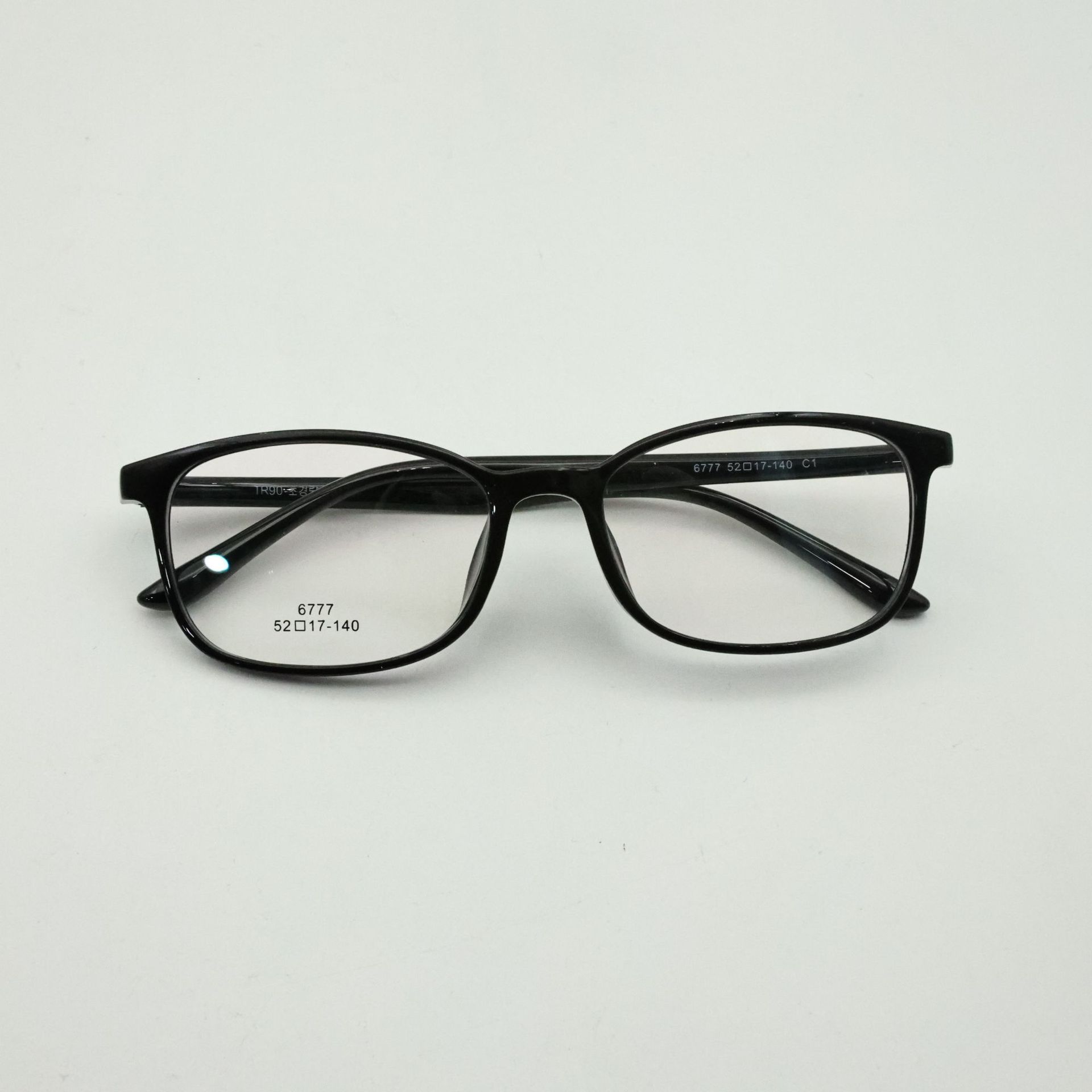 2022新款常规复古tr90近视眼镜椭圆形无鼻托舒服学生款眼镜框批发