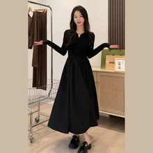 赫本风黑色长袖连衣裙子女新款早初春季法式高级感长裙小个子