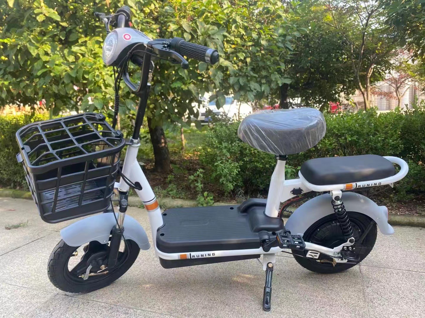 现货小王子电动自行车 成人锂电代步电动车 两轮代步电动车