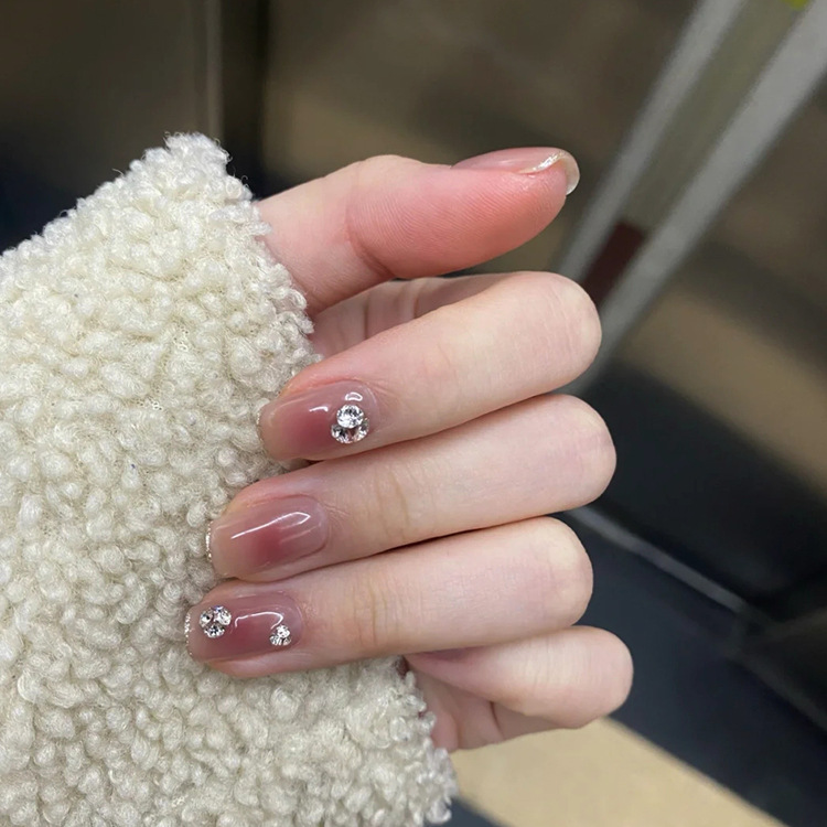 新品网红短款方圆可爱学生粉色美甲贴片 珍珠小熊镶钻穿戴甲成品