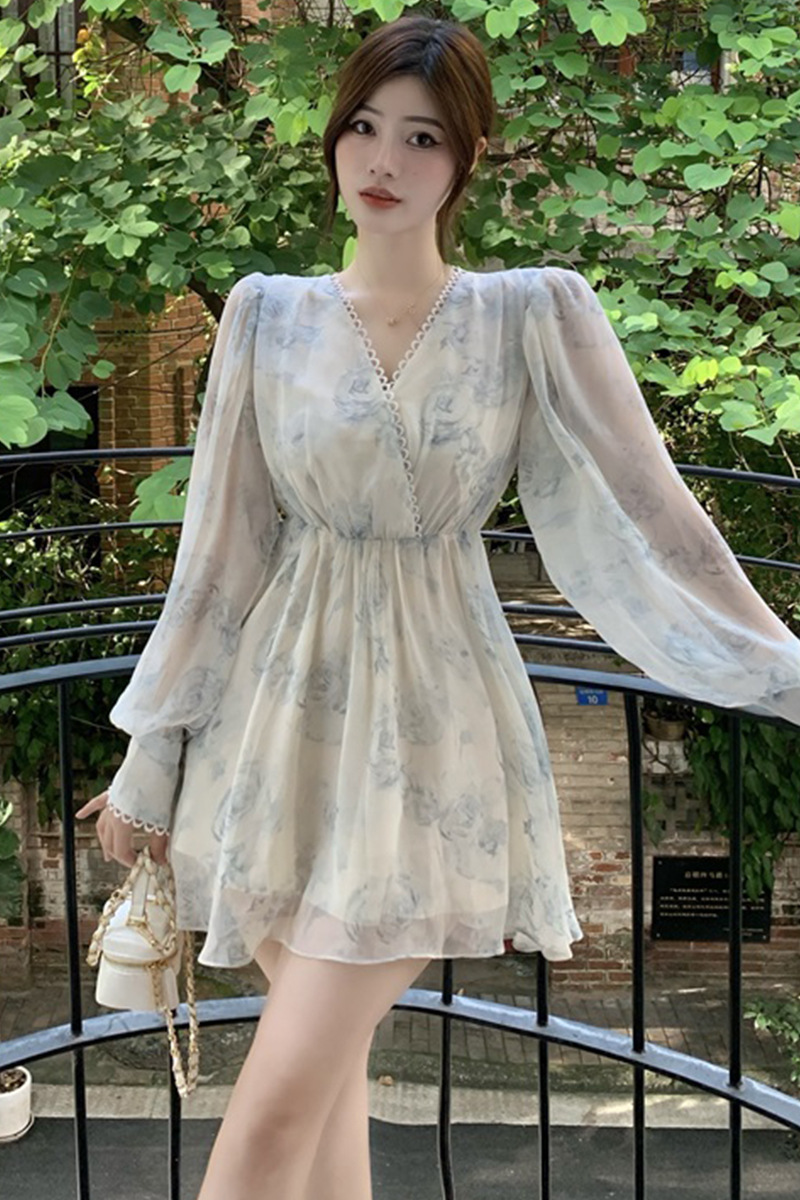 碎花雪纺休闲短连衣裙
