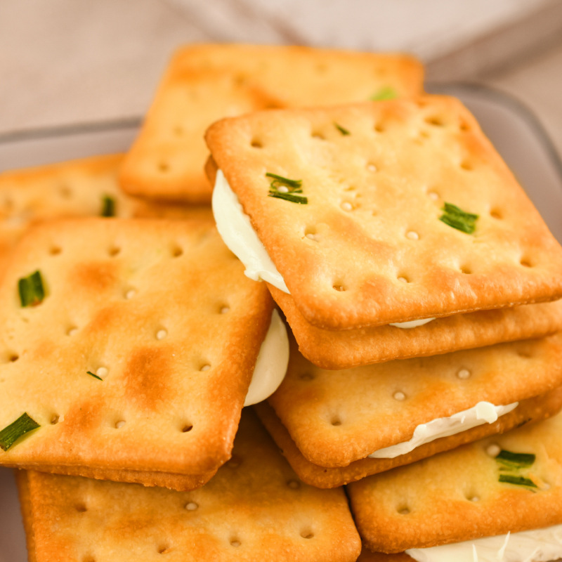 手工牛轧饼干 牛扎夹心风味糖香葱苏打饼192g食品零