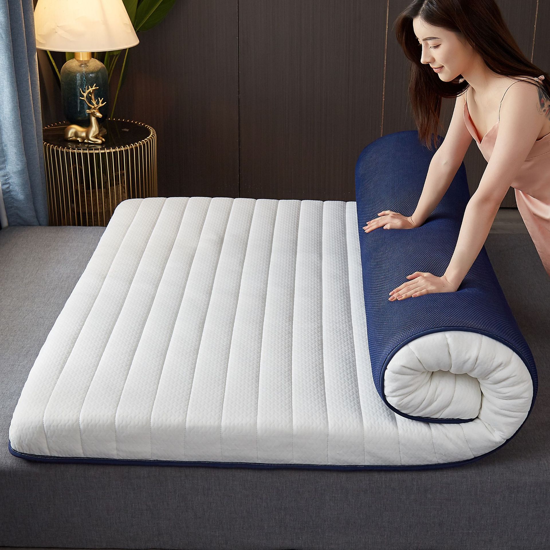 厂家直供泰国乳胶床垫学生宿舍单双人酒店乳胶床垫榻榻米床垫批发