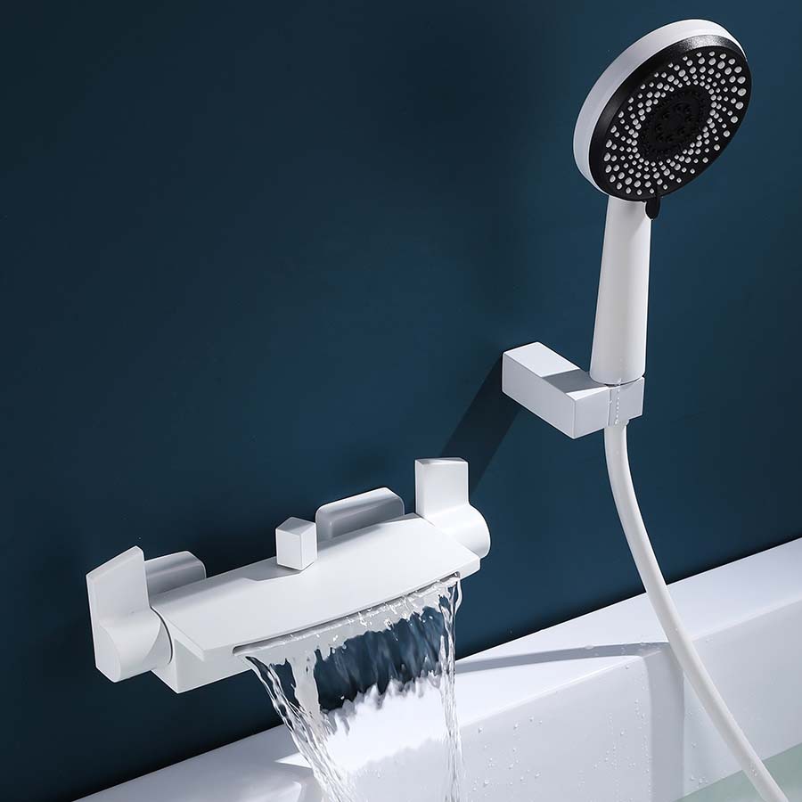 瀑布式浴缸龙头墙出缸边式冷热洗澡淋浴花洒套装入墙式浴缸水龙头