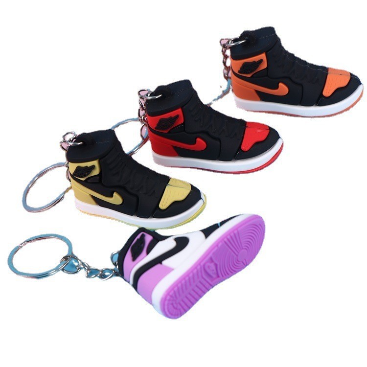 Little Creative Gifts Sneakers Pendant Basketball Shoes Three-Dimensional Shoe Mould Car Key Chain Package Pendant AJ Push Keychain