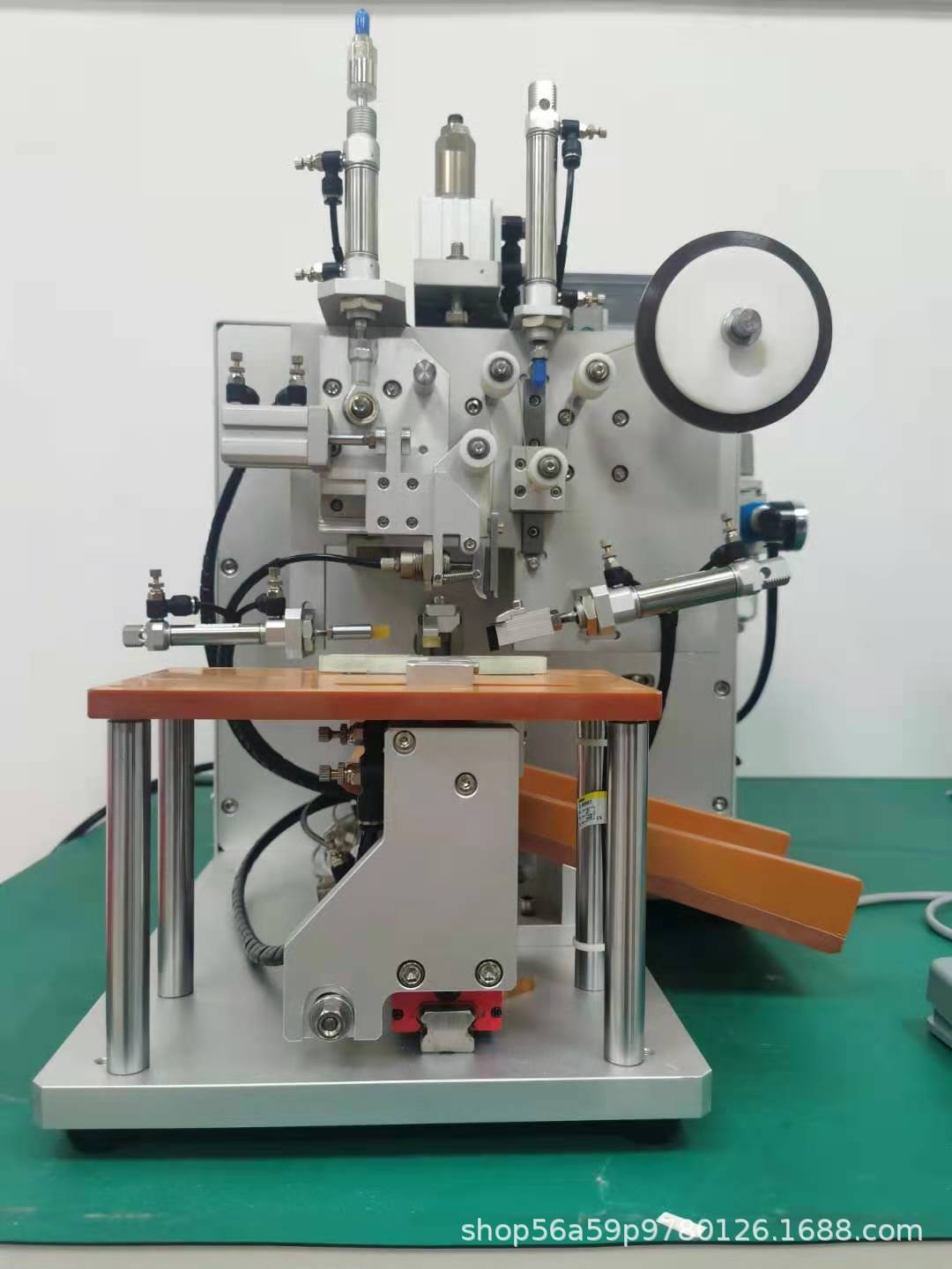 电子烟贴胶机 圆柱电池贴胶机 电子烟电池贴胶机 13300 16350电池