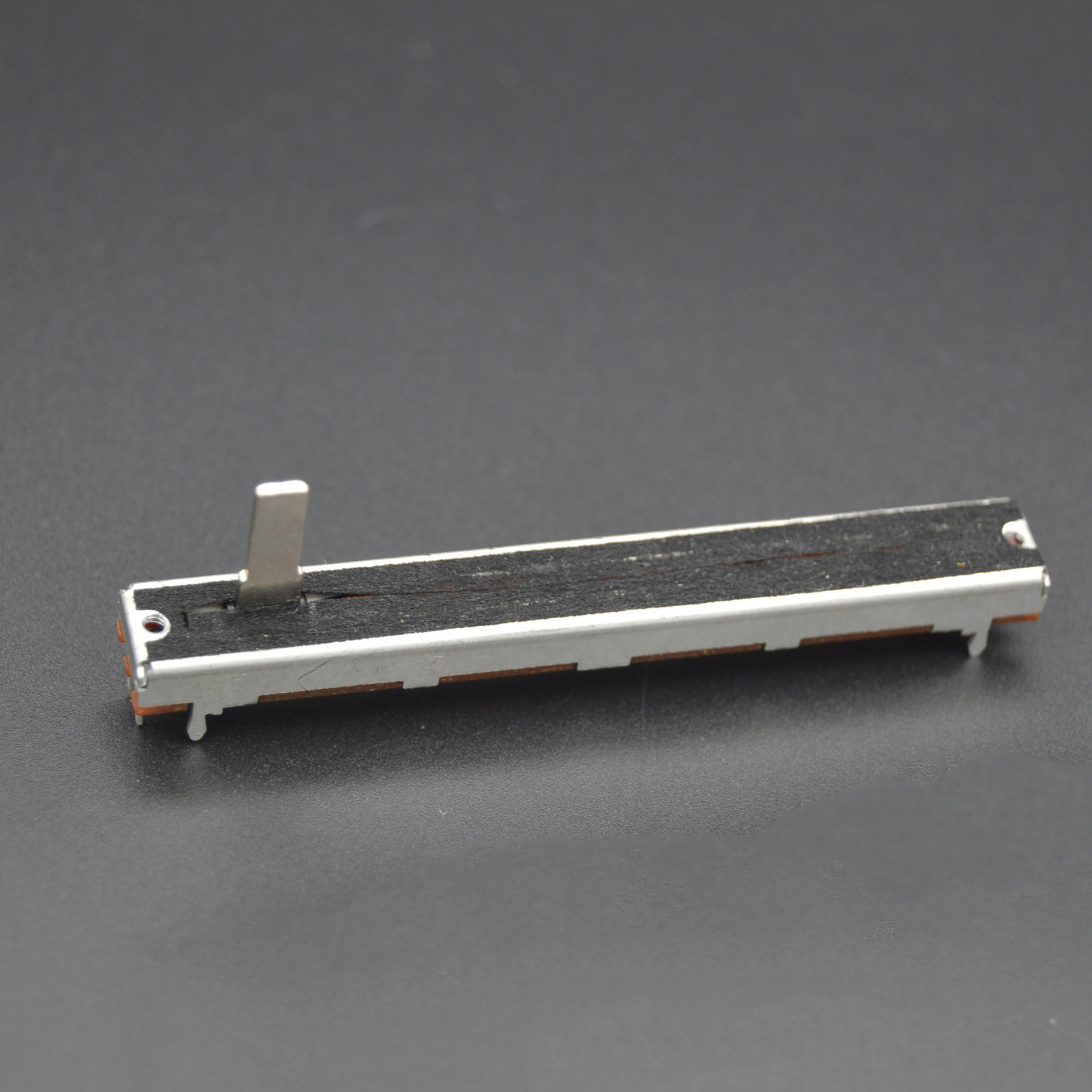 60mm行程直滑电位器sc6005 推柄可带led 适用于调音台