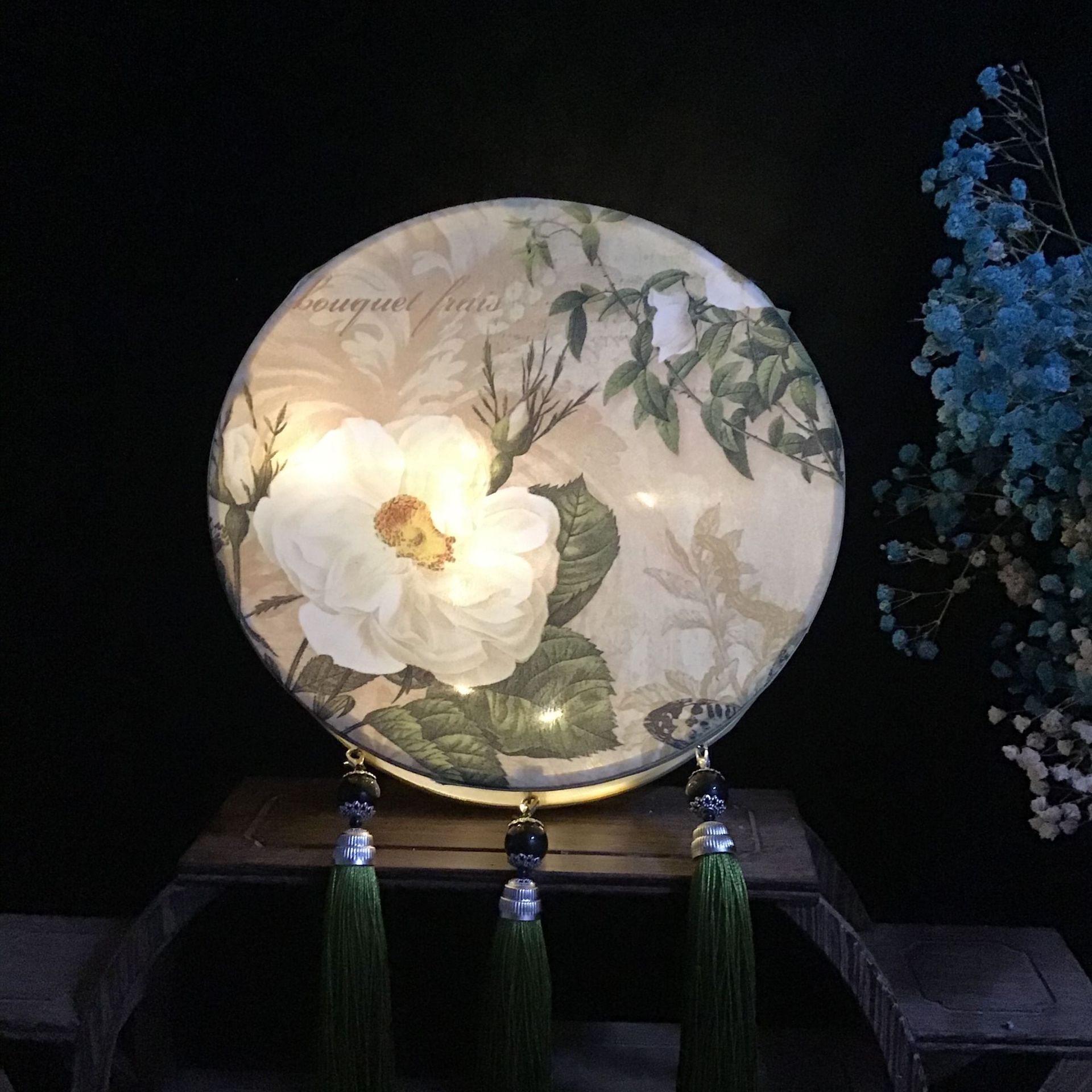 0成交142件新品汉服中秋节花灯diy手工花草灯笼成品led发光元宵古风