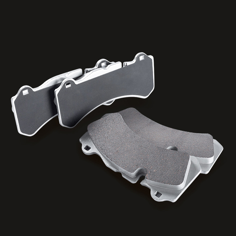 汽车改装刹车卡钳2活塞4活塞6活塞8活塞陶瓷刹车片皮全车型可用