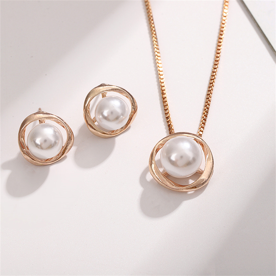 欧美时尚爆款珍珠圆形首饰套装百搭珍珠项链耳钉套装晚宴礼服搭配