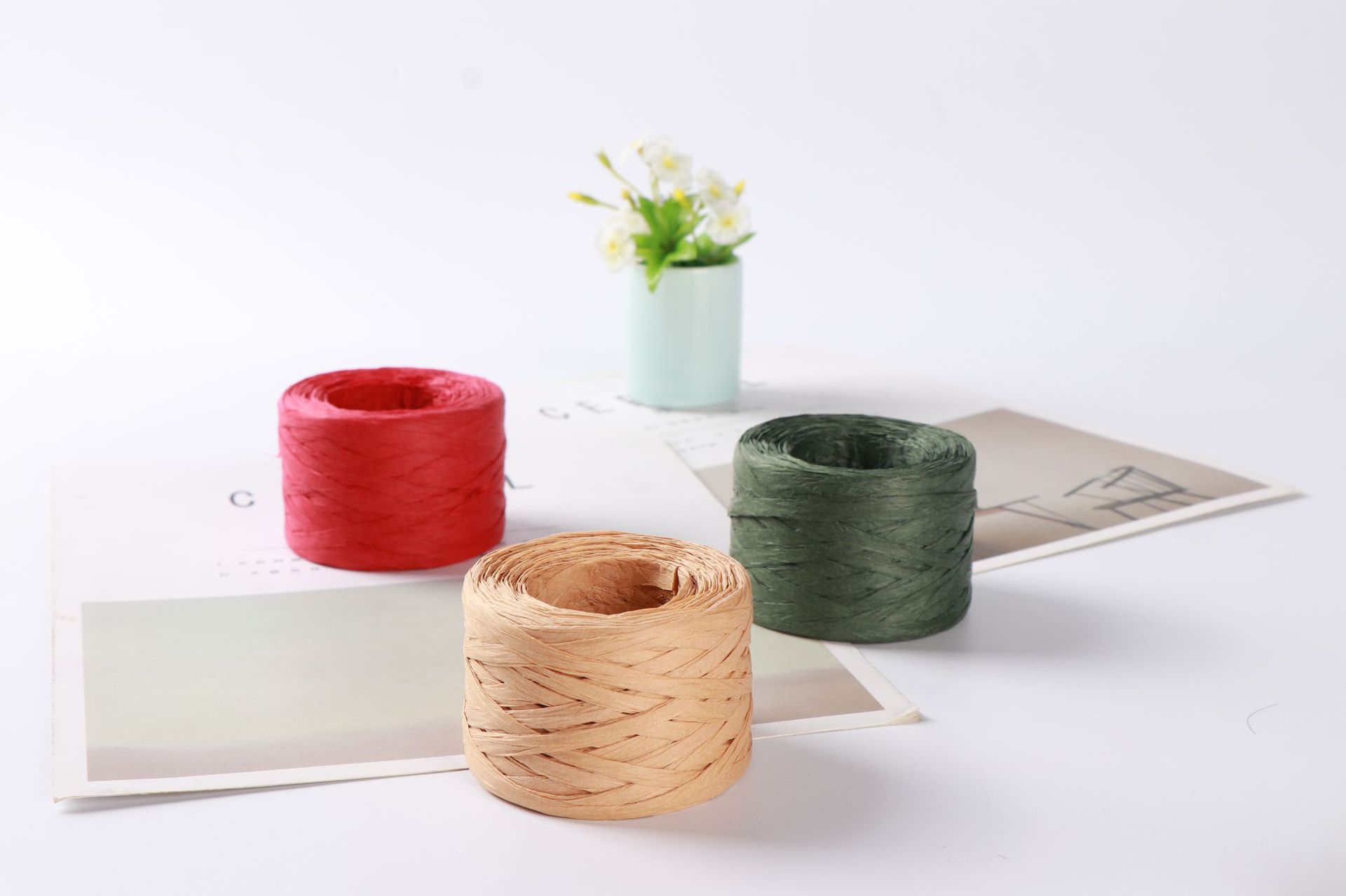 圣诞款织带 拉菲草编织绳 三色球礼品礼盒包装装饰编织diy纸绳