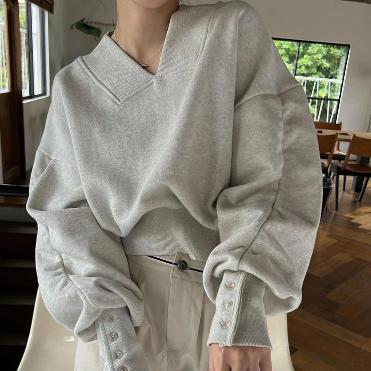 spot goods 24 early spring japanese blogger special-interest design v-neck loose and idle lantern sleeve all-matching jumper sweater for women